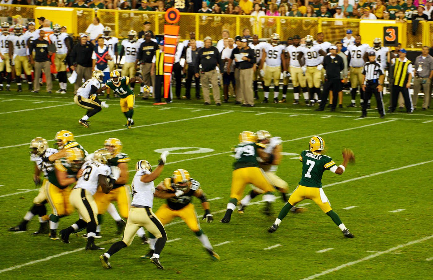 Saints vs. Packers Lambeau Field Green bay, WI September 2015